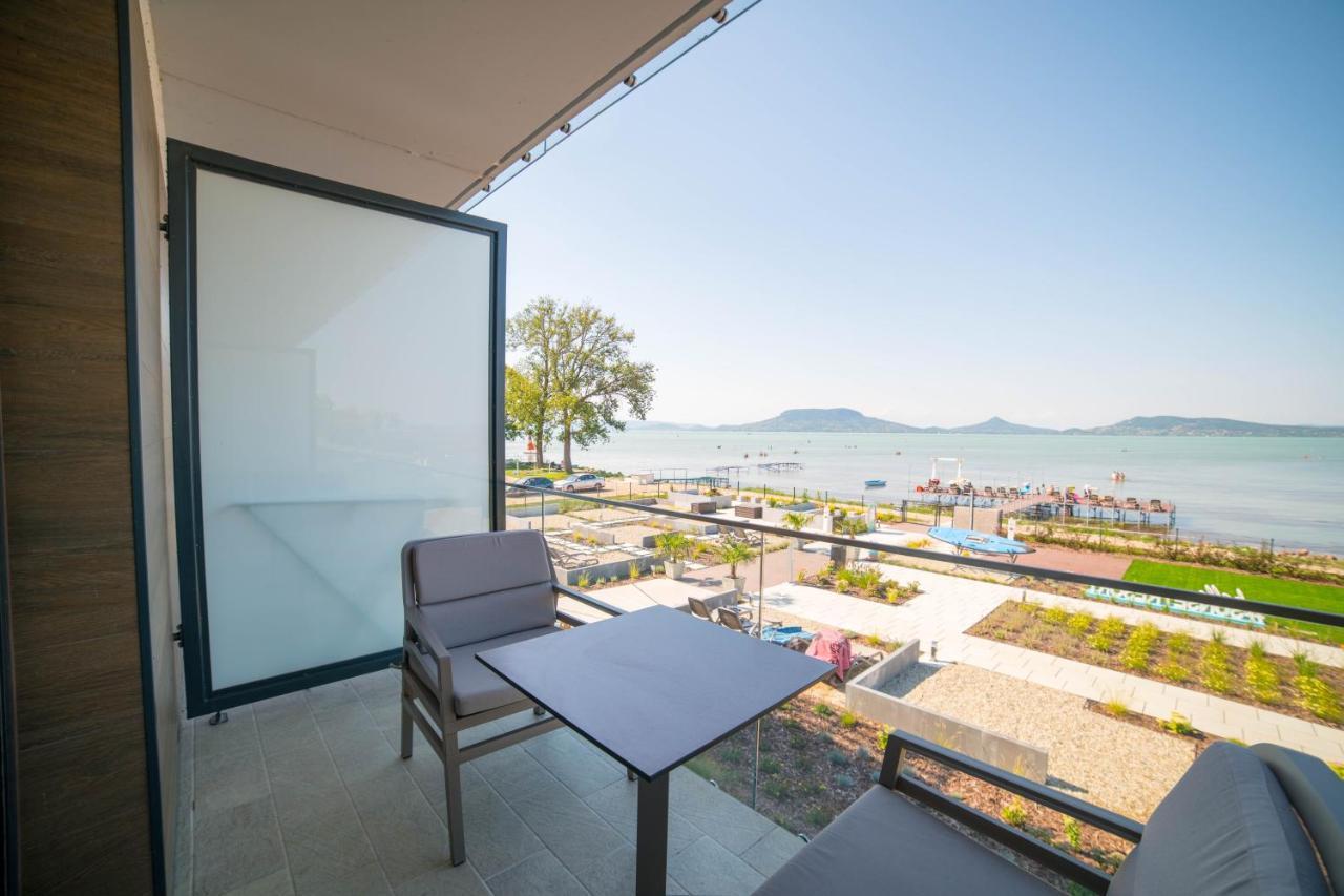 Sunset Resort - Lakeside Boutique Apartments Fonyod Luaran gambar