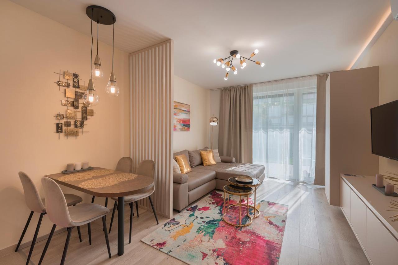 Sunset Resort - Lakeside Boutique Apartments Fonyod Bilik gambar
